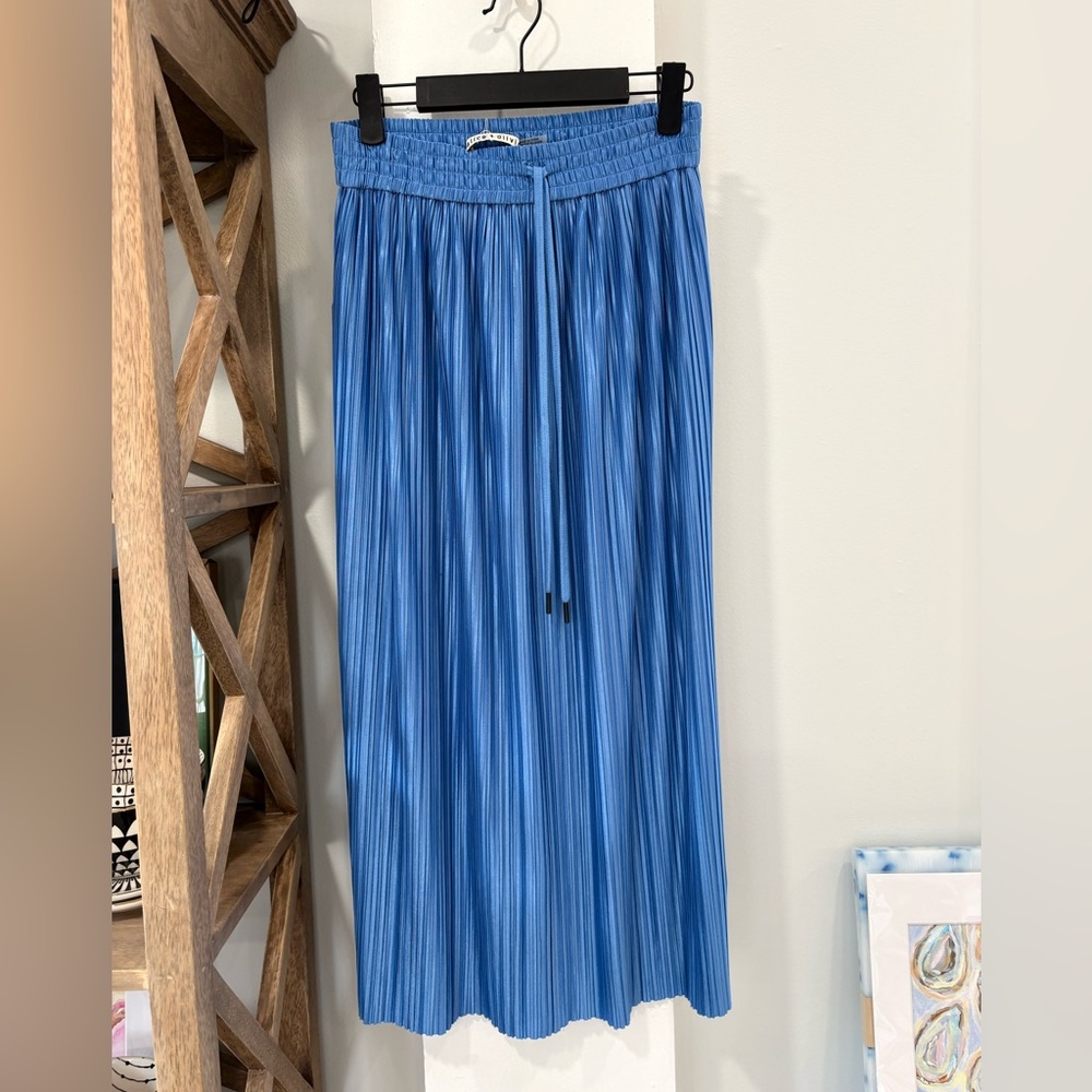 Alice + Olivia Blue Pleated Midi Skirt